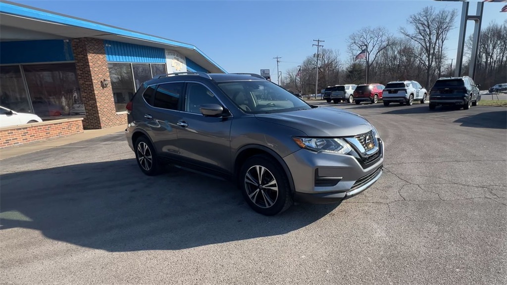 Used 2019 Nissan Rogue SV with VIN JN8AT2MT1KW263405 for sale in Brazil, IN