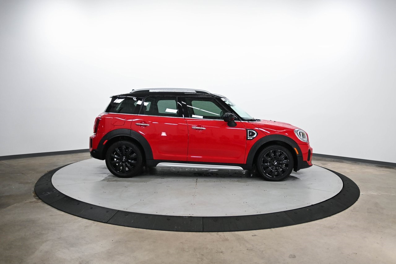 2022 Mini Cooper Signature photo 4