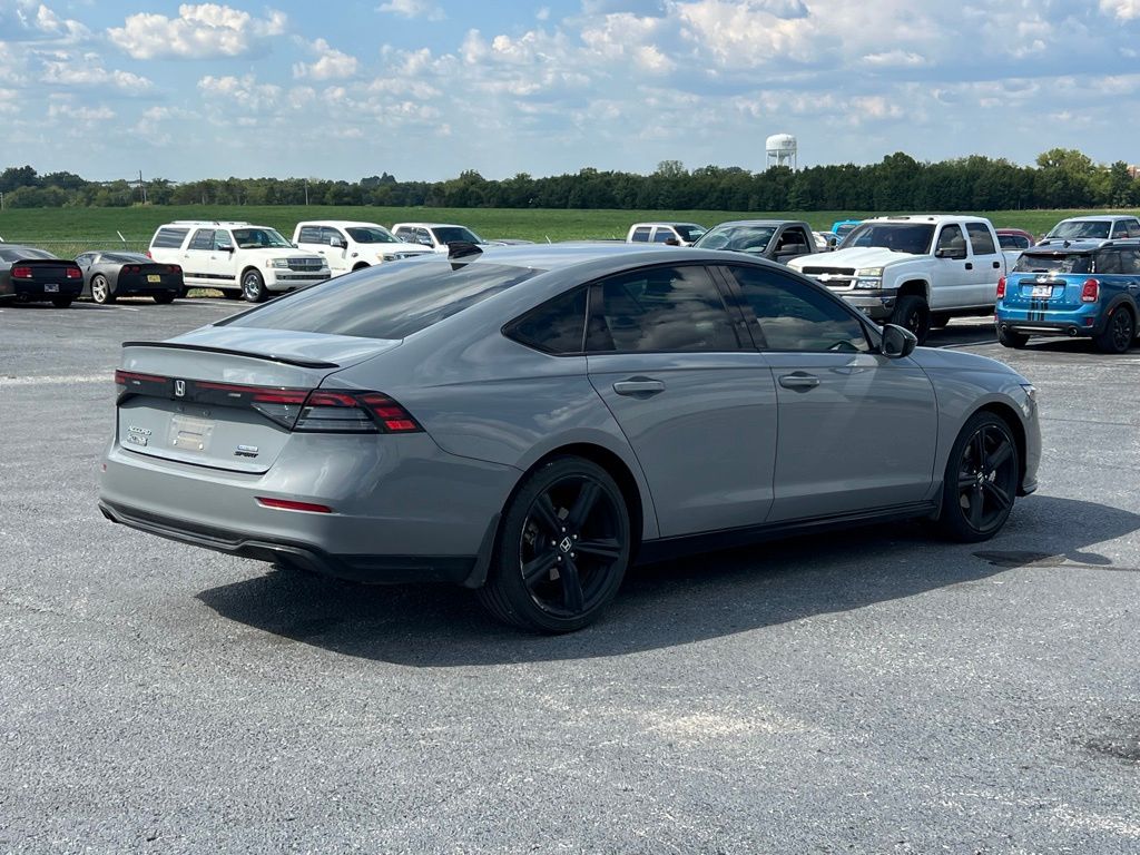 2023 Honda Accord Hybrid Sport-L photo 4
