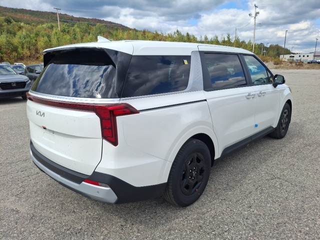 2026 Kia Carnival LXS photo 2