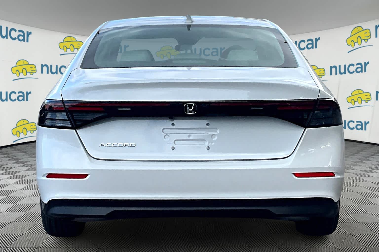 2025 Honda Accord LX photo 5