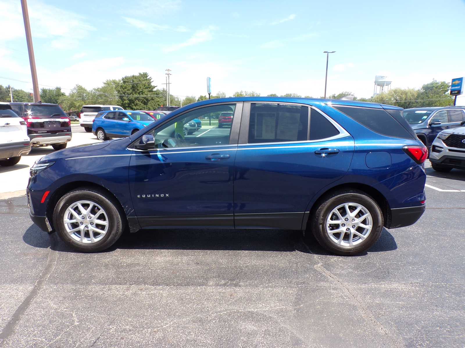 2022 Chevrolet Equinox LT photo 4