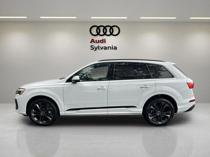 2025 Audi Q7 Premium Plus photo 3