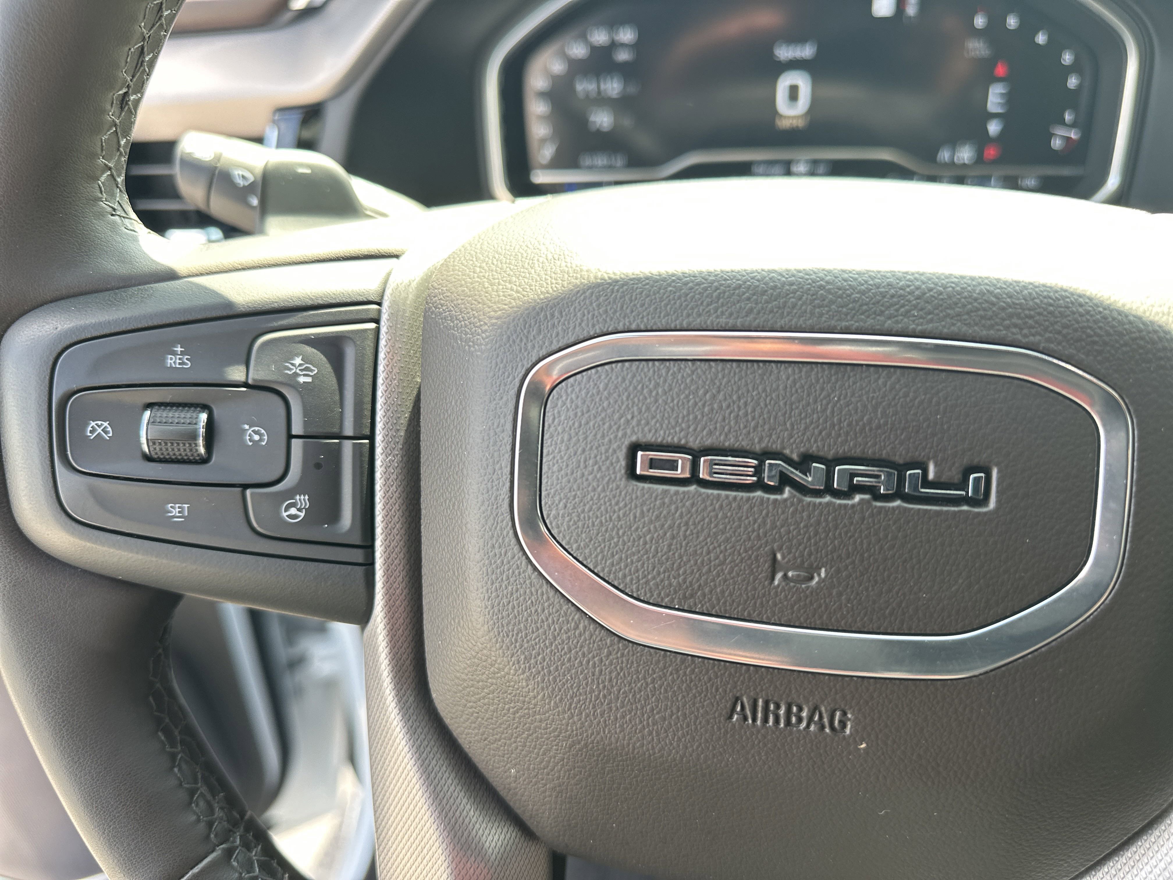 2023 Gmc Sierra 1500 Denali photo 3