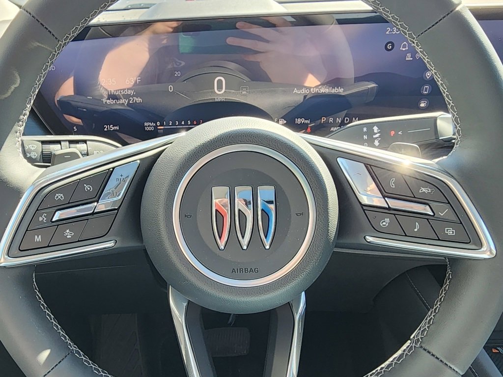 2025 Buick Envision Avenir photo 17