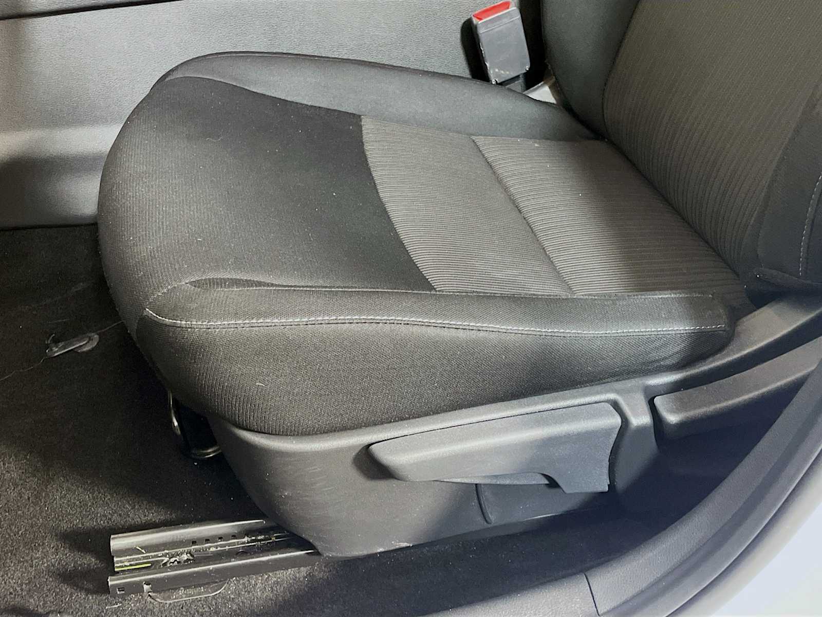 2023 Nissan Sentra SV photo 16
