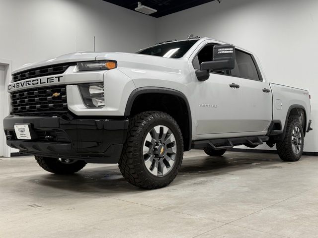 2022 Chevrolet Silverado 2500HD Custom photo 4