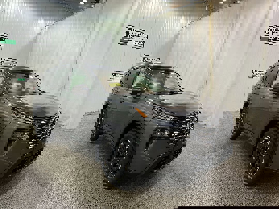 2026 Nissan Rogue SV's photo