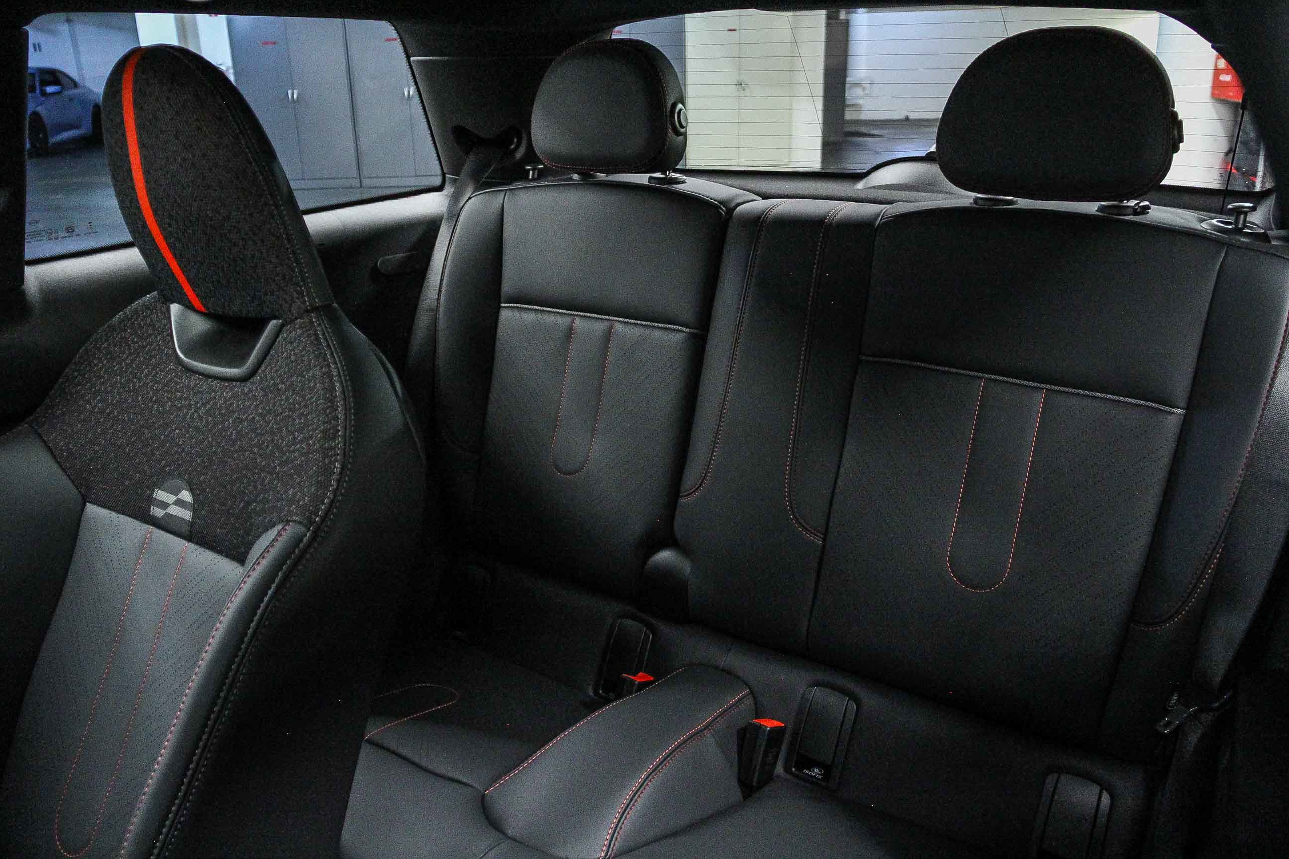 2026 Mini Cooper Hardtop S 2 Door Iconic photo 16