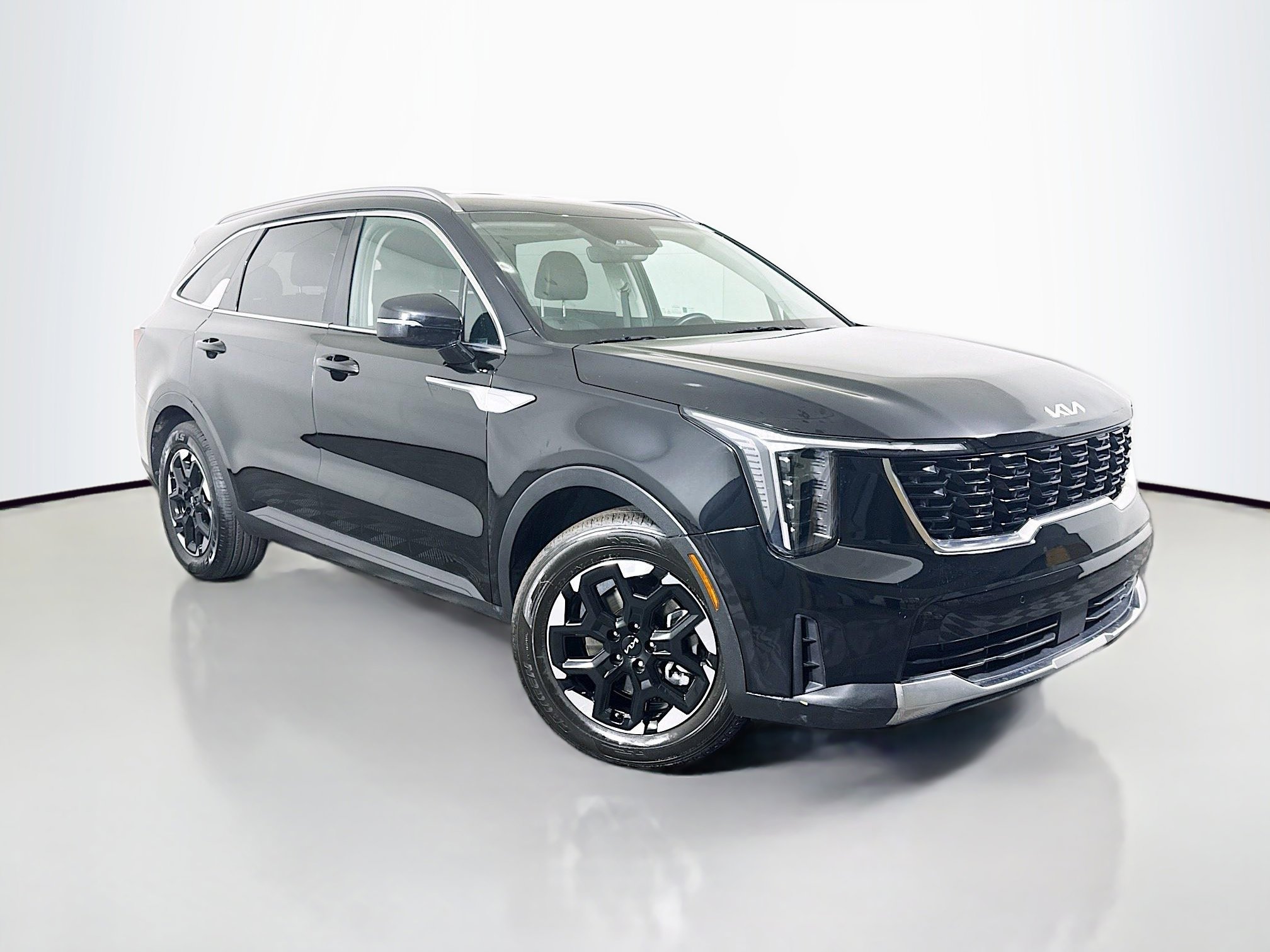 2024 Kia Sorento S's photo