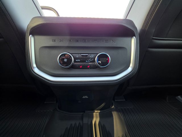 2025 Ford Expedition Platinum photo 37