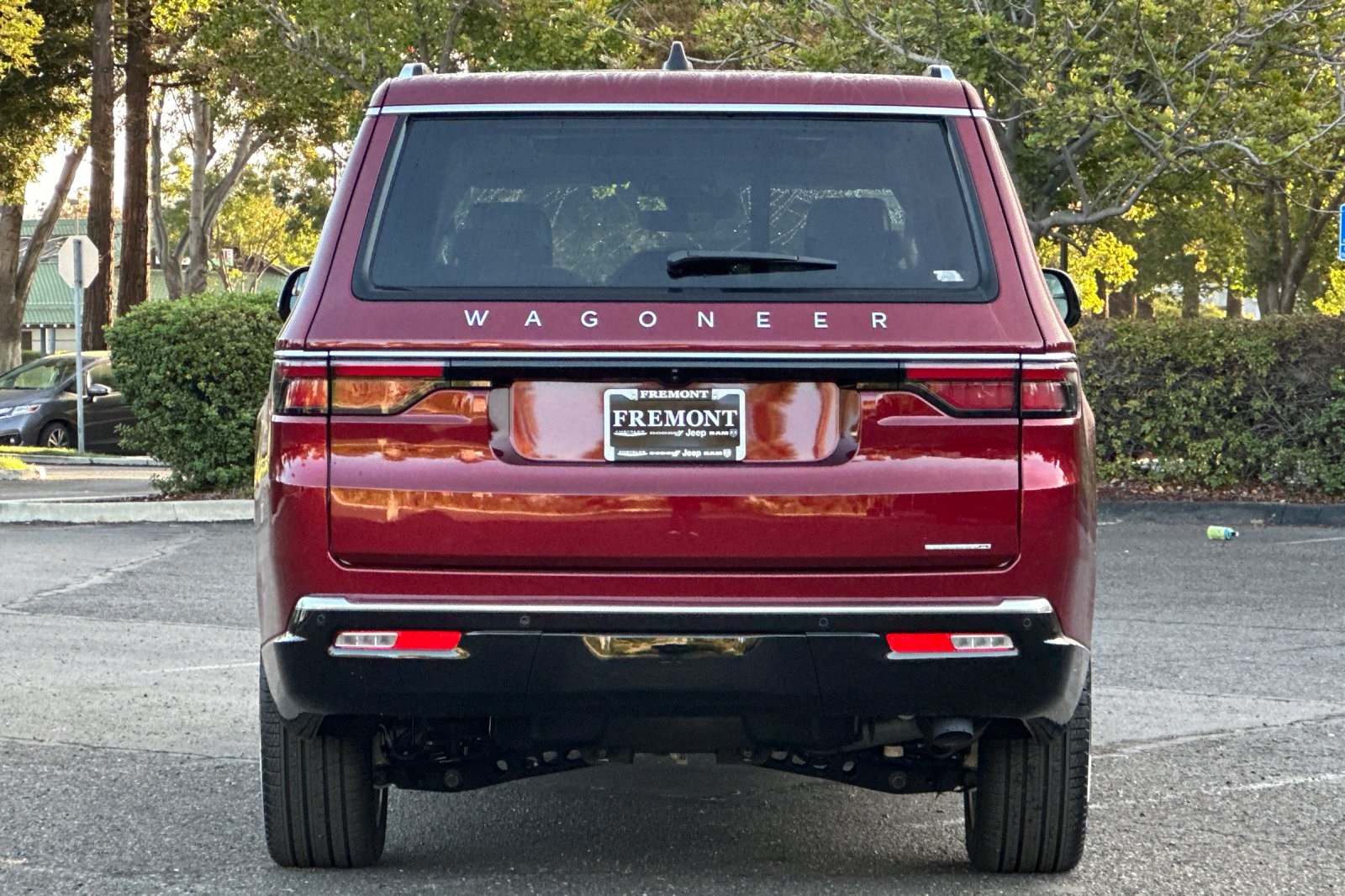 2024 Jeep Wagoneer L Series III photo 4