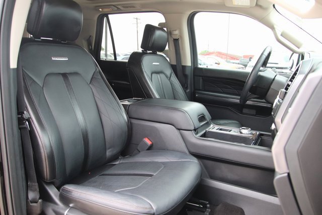 2020 Ford Expedition Platinum photo 26
