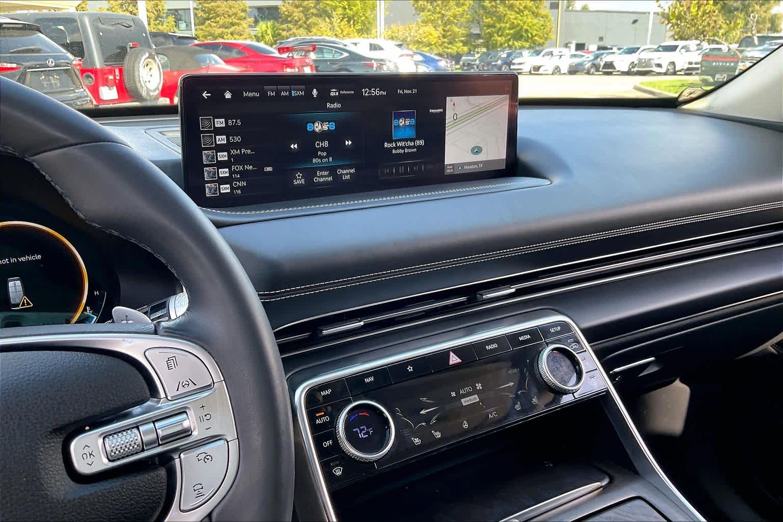 2022 Genesis GV80 Prestige photo 2