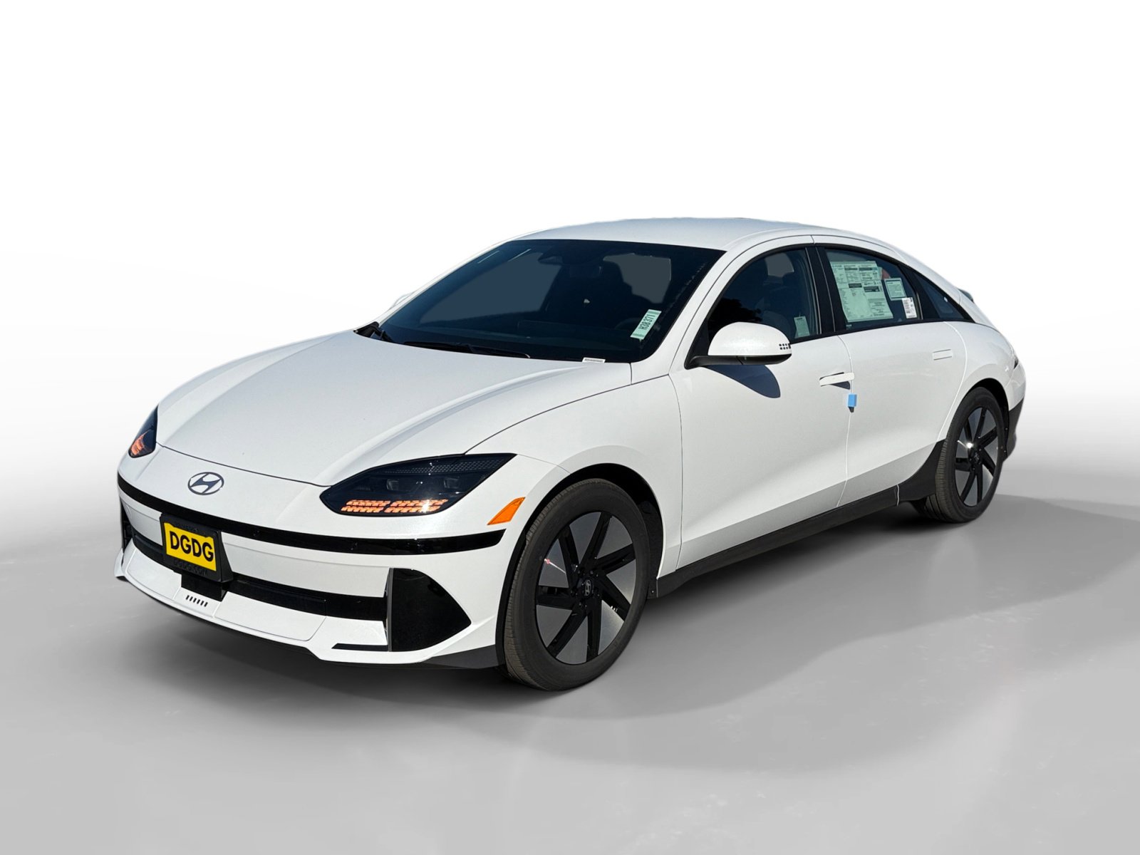 2025 Hyundai IONIQ 6 SE's photo