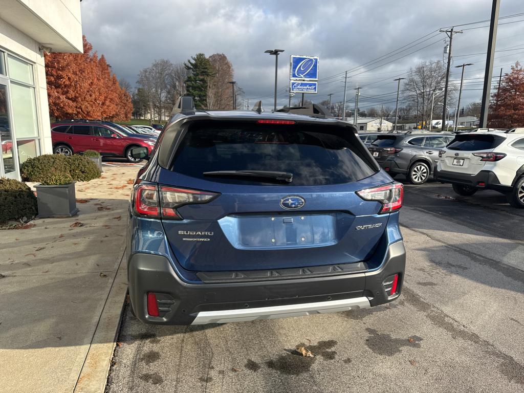 2020 Subaru Outback Limited photo 3