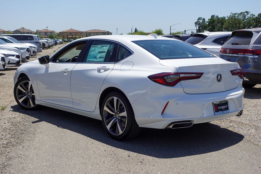 2025 Acura TLX Technology photo 7