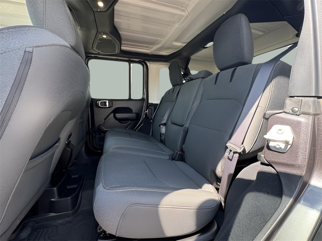 2024 Jeep Wrangler Willys 4xe photo 22