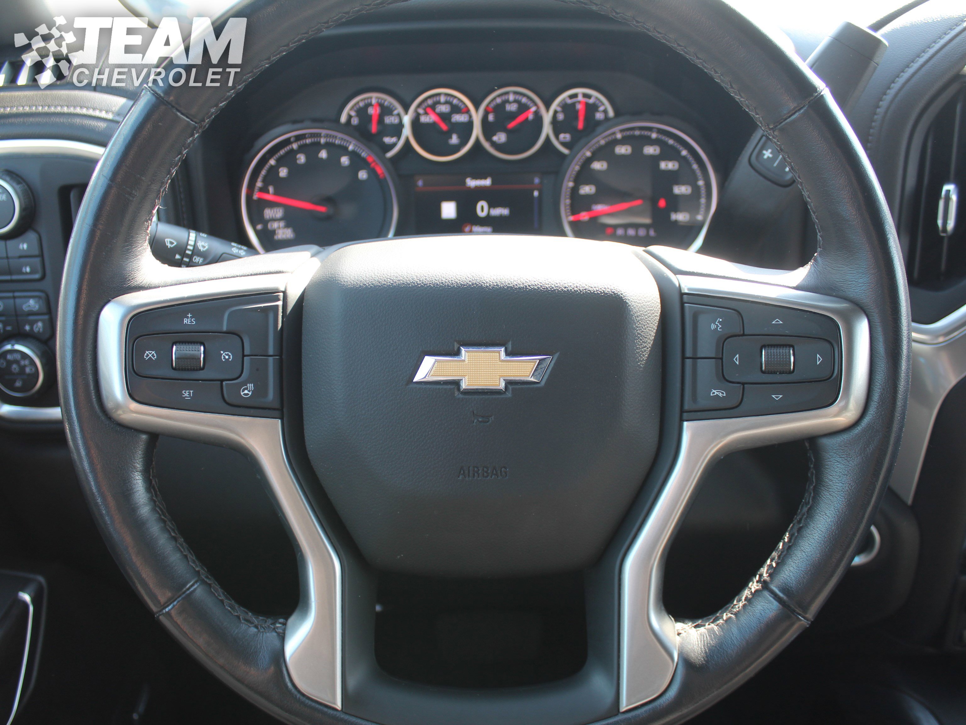 2022 Chevrolet Silverado LTZ photo 14