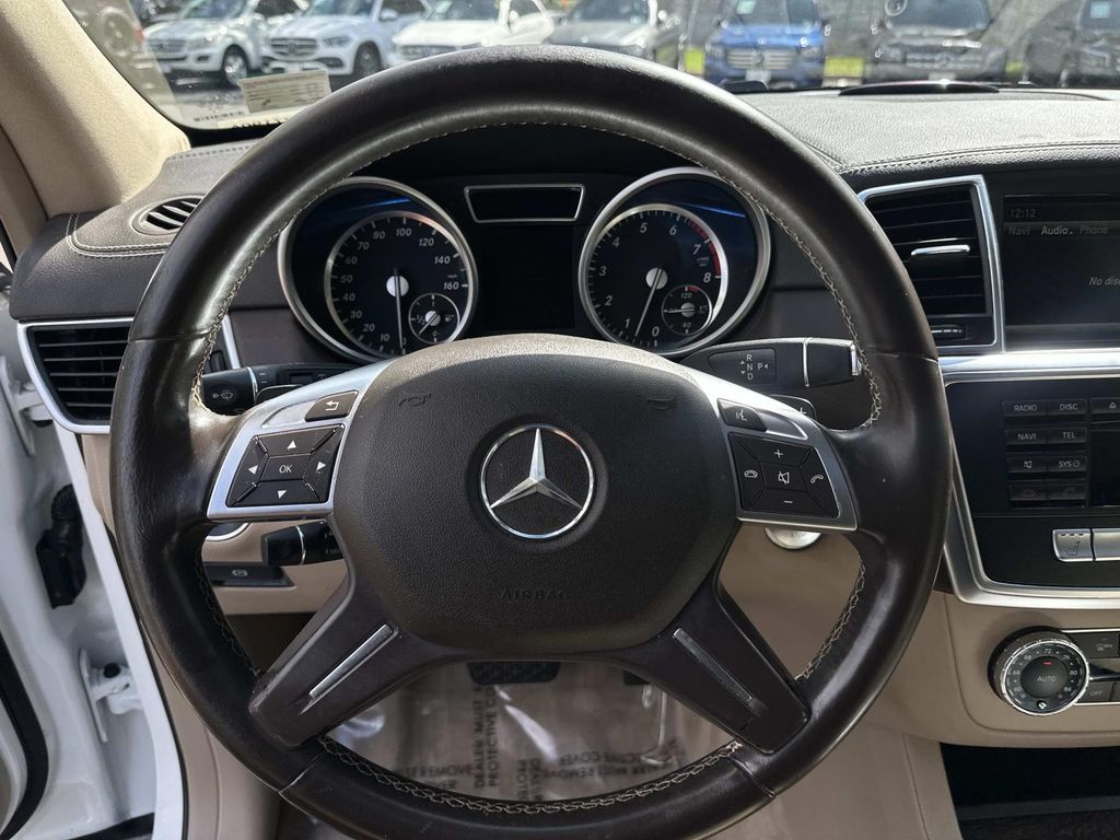 2016 Mercedes Benz GL 450 photo 43