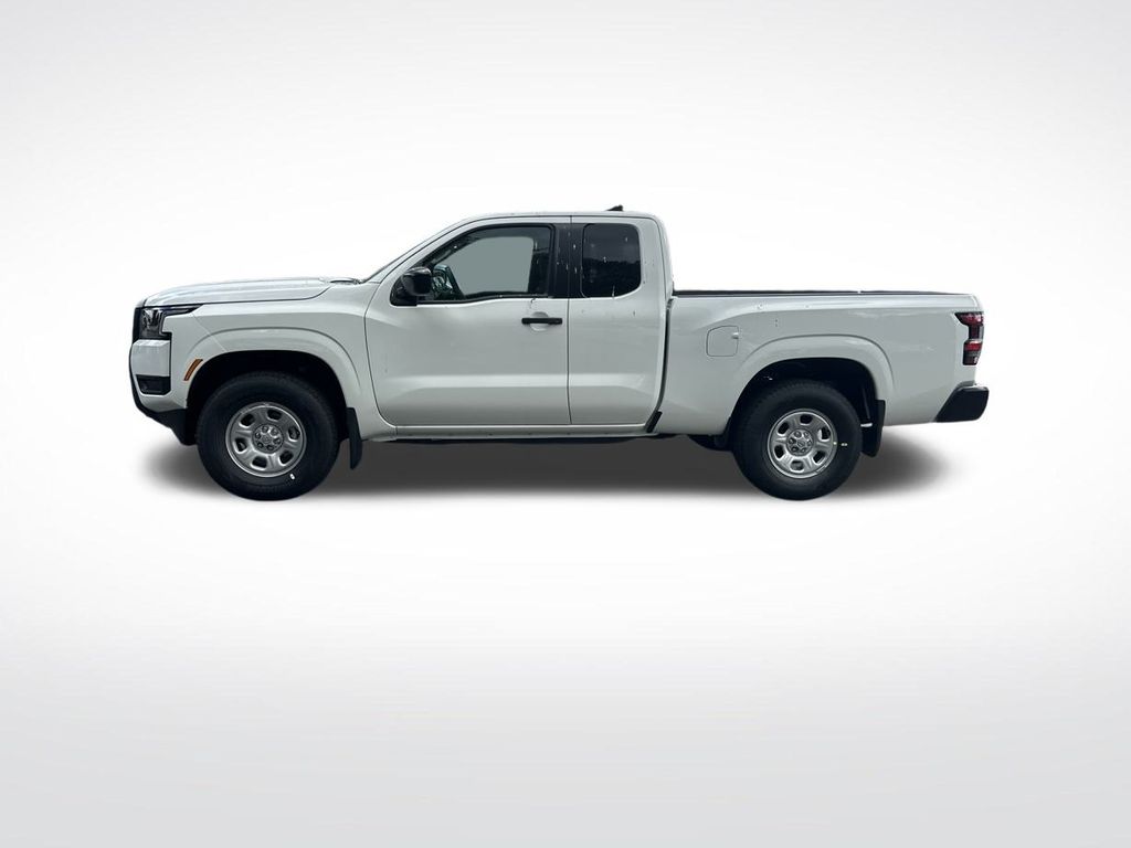 2025 Nissan Frontier S photo 2