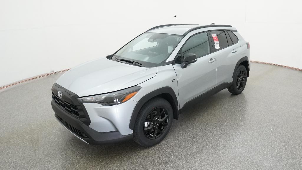 2026 Toyota Corolla Cross LE's photo