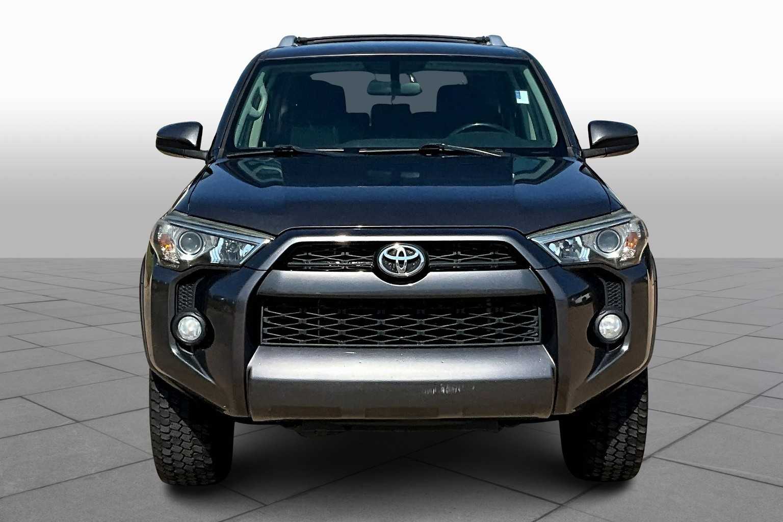 2014 Toyota 4Runner Trail photo 3