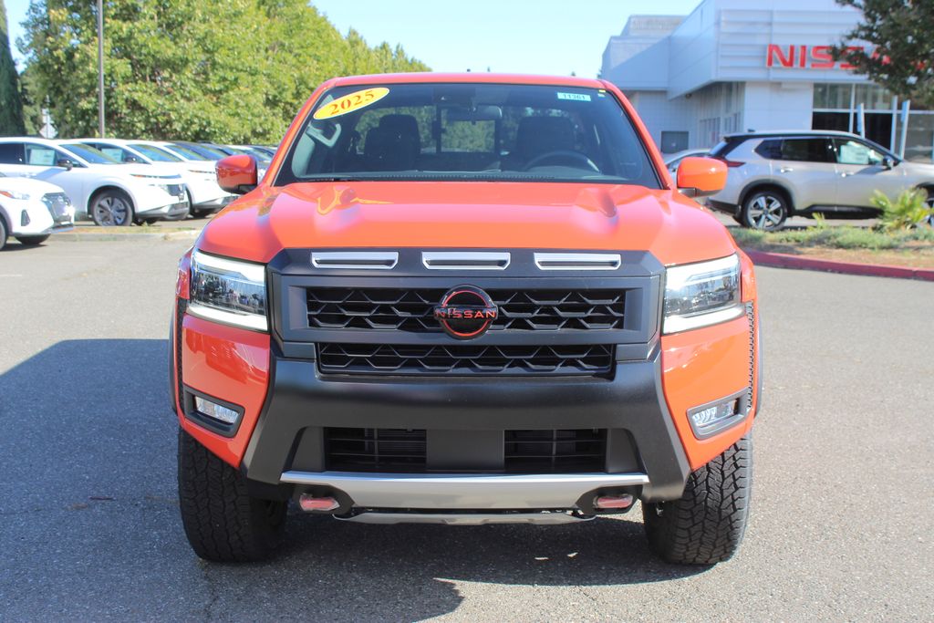 2025 Nissan Frontier Crew Cab PRO-4X photo 3