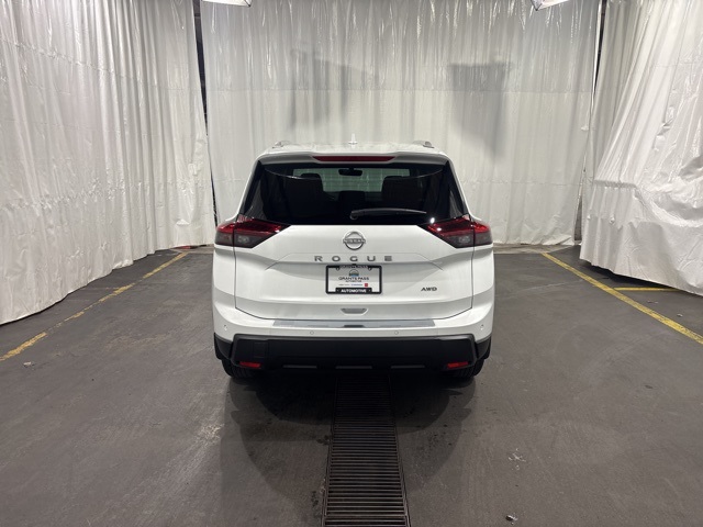 2026 Nissan Rogue SV photo 3