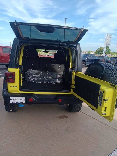 2023 Jeep Wrangler Rubicon 4xe photo 22