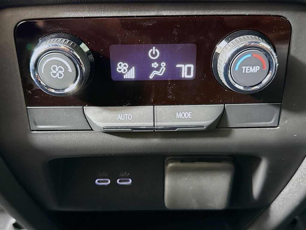 2026 Chevrolet Traverse 1LT photo 23