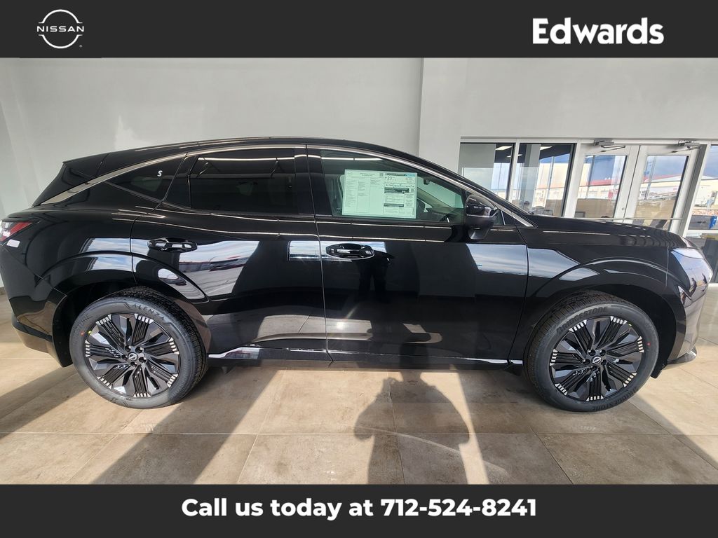 2026 Nissan Murano Platinum's photo