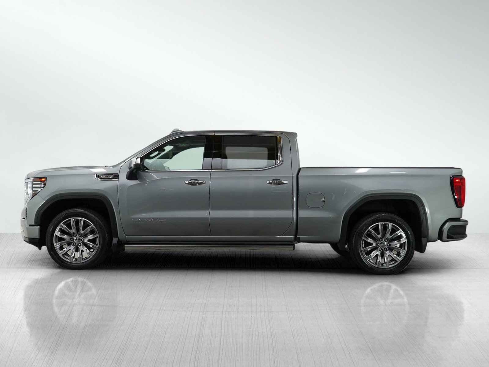 Used 2024 GMC Sierra 1500 Denali with VIN 1GTUUGEL0RZ195107 for sale in Bloomington, Minnesota