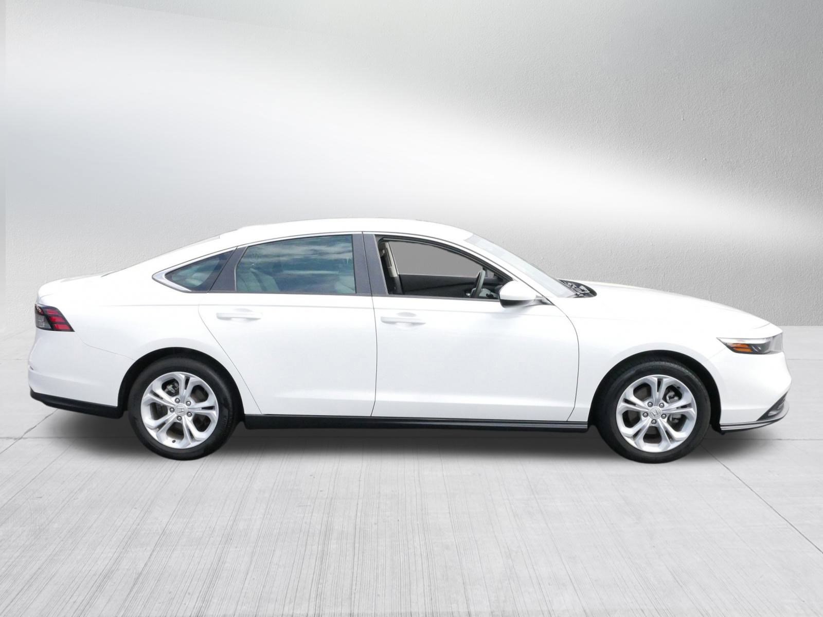 2024 Honda Accord LX photo 7