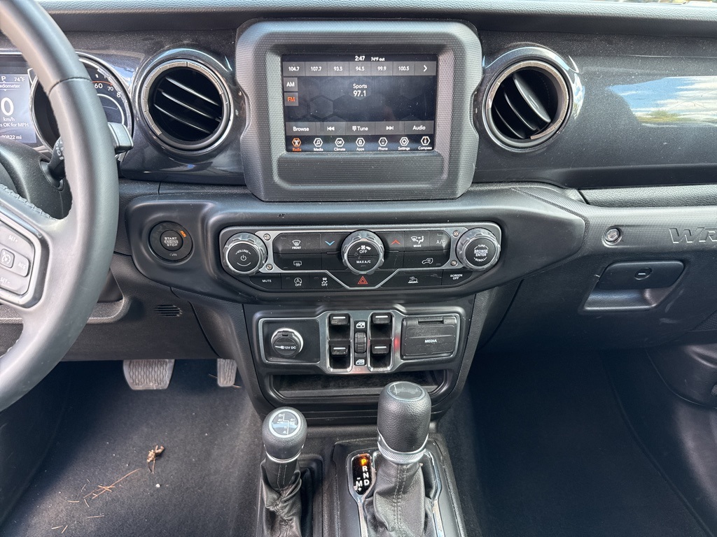 2022 Jeep Wrangler Unlimited Sport Altitude photo 16