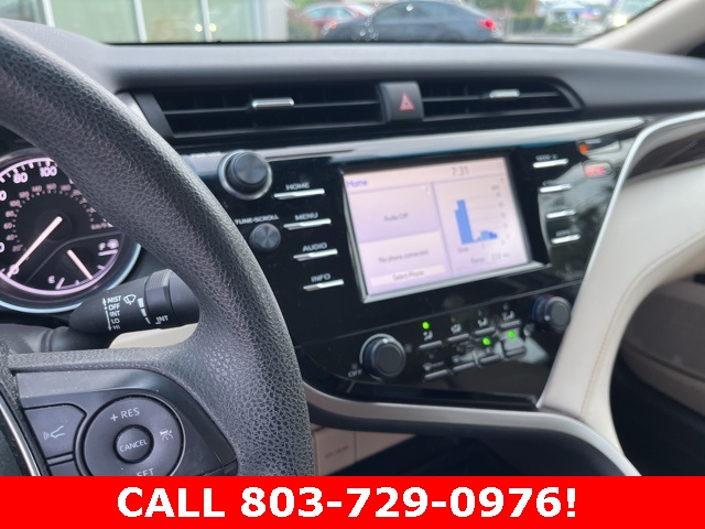 2018 Toyota Camry LE photo 21