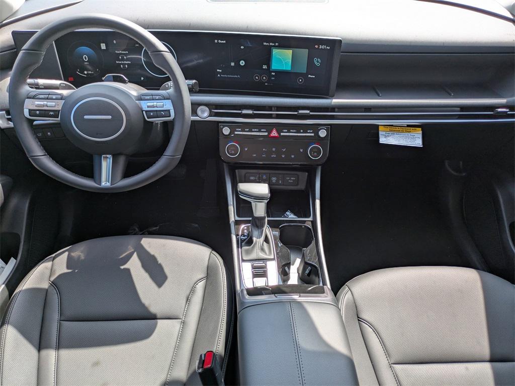 2025 Hyundai Tucson SEL Convenience photo 14