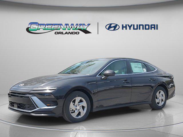 2025 Hyundai Sonata SE photo 2