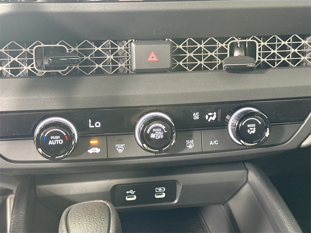 2025 Honda Accord 1.5T LX photo 16