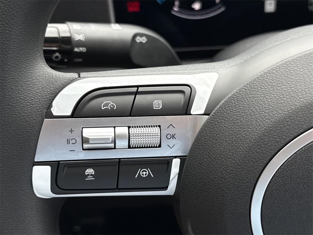 2026 Hyundai Tucson SEL photo 16