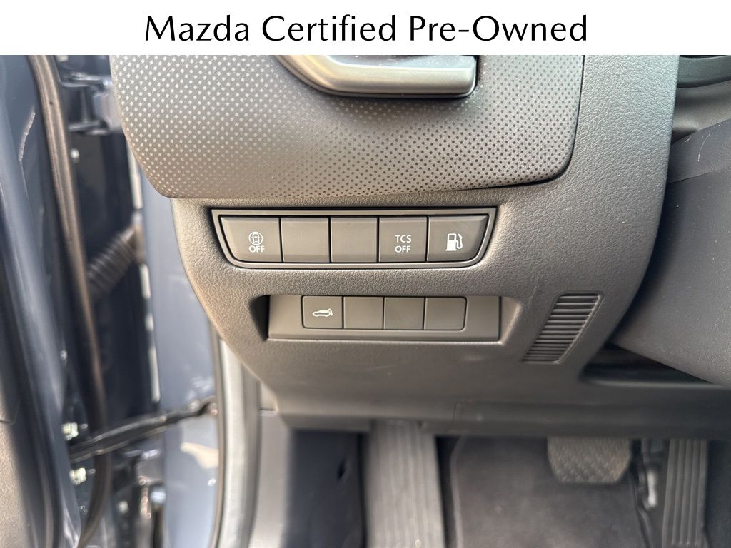 2025 Mazda CX-50 Preferred photo 15