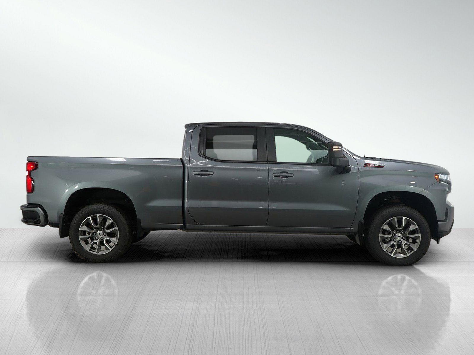 2021 Chevrolet Silverado RST photo 6
