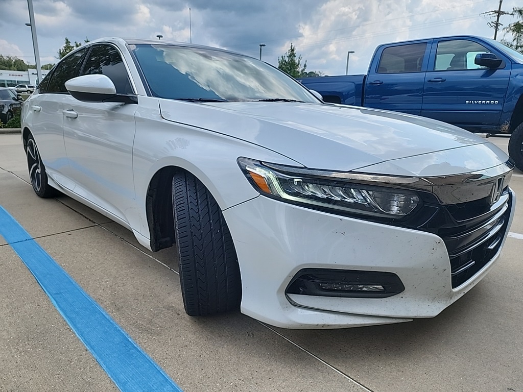 2019 Honda Accord Sport 2.0T photo 2