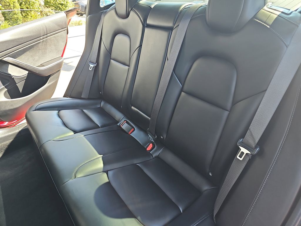 2018 Tesla Model 3 Long Range photo 13