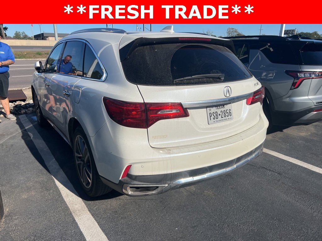 2018 Acura MDX Advance photo 2