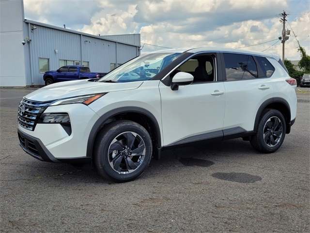 2025 Nissan Rogue SV photo 2