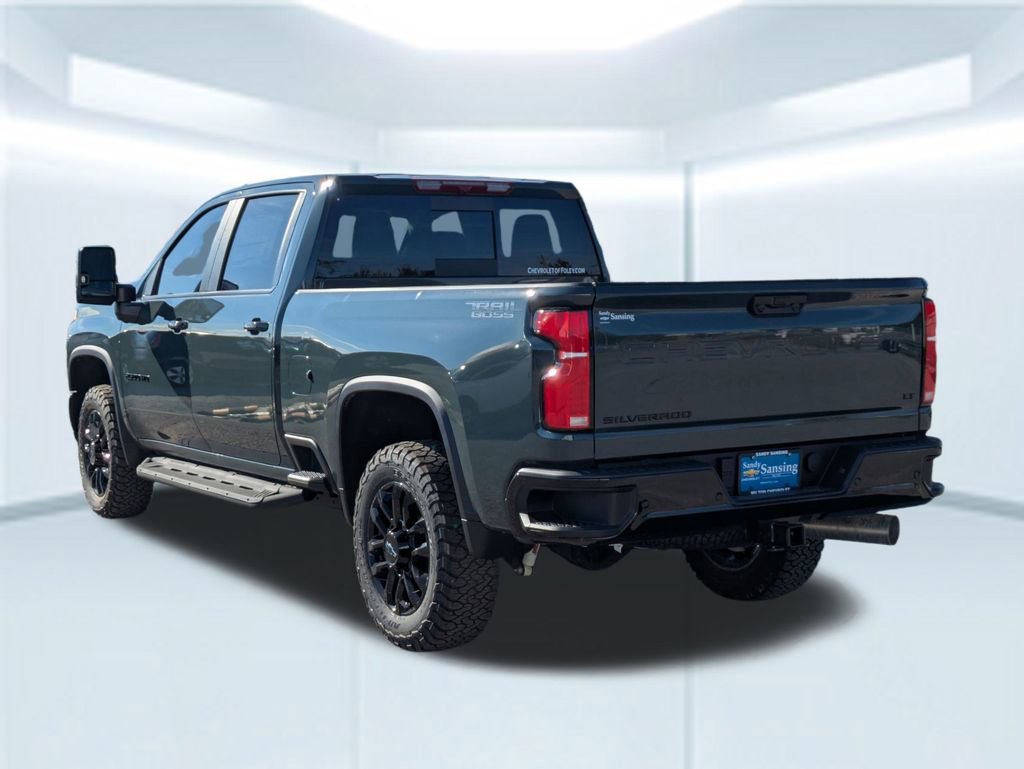 2026 Chevrolet Silverado 2500HD LT photo 2