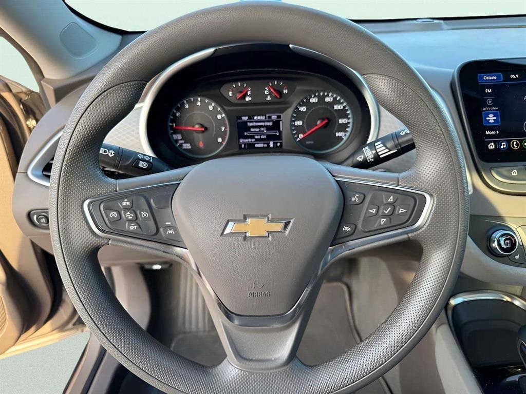 2024 Chevrolet Malibu 1LT photo 19