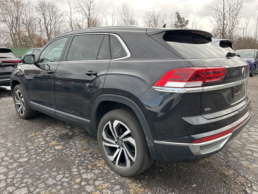 2023 Volkswagen Atlas Cross Sport SEL photo 4