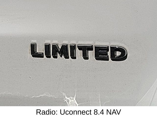 2015 Jeep Grand Cherokee Limited photo 9